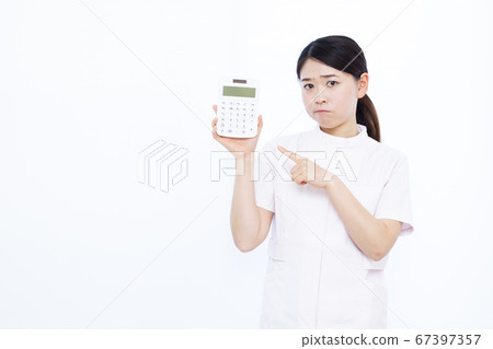 Female nurse in 30s Medical expenses Female nurse in 30s Medical expenses 67397357