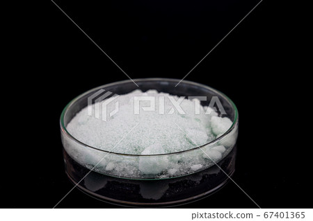 Ammonium iron(II) sulfate, or Mohr's salt 67401365