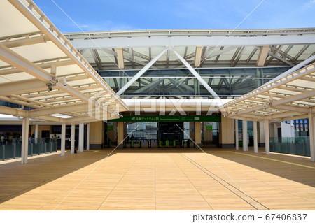 Takanawa gateway station, which has just opened 67406837
