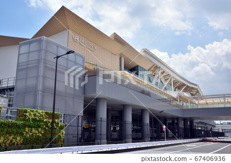 Takanawa gateway station, which has just opened 67406936