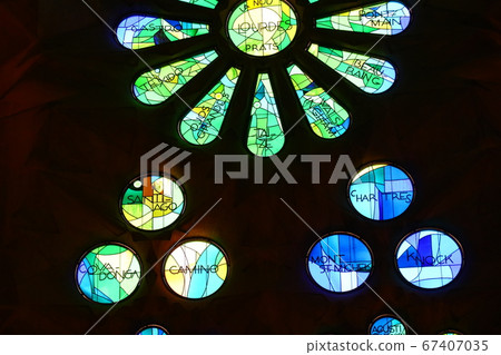 Early morning Sakurada Familia, stained glass (Spain) Early morning Sakurada Familia, stained glass (Spain) 67407035