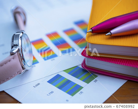 Business image · graph · notebook · female 67408992