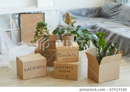 Packed things in the apartment Packed things in the apartment 67415586