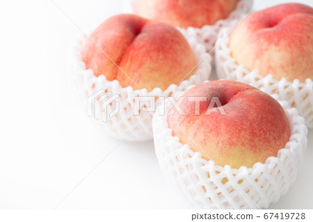 Peach (Shiraho from Yamanashi Prefecture) Peach (Shiraho from Yamanashi Prefecture) 67419728