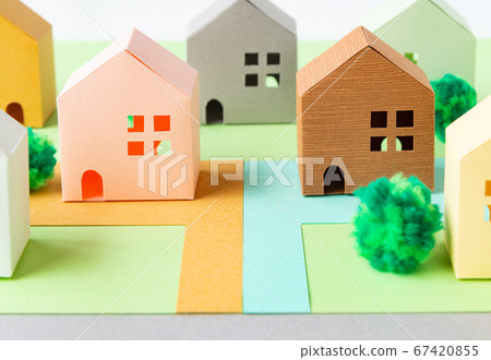 義務建築物和公共道路房地產引道 67420855