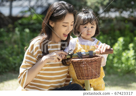 Family, woman, mom Family, woman, mom 67423317