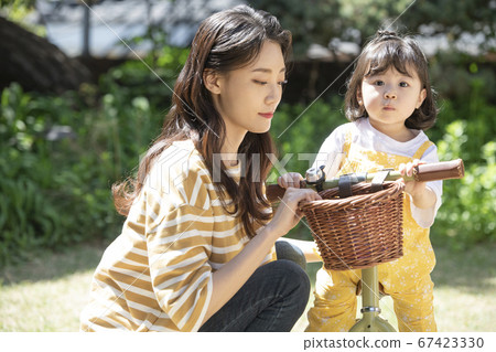 Family, woman, mom Family, woman, mom 67423330