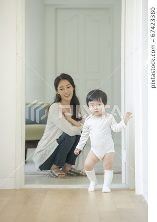 Family, woman, mom 67423380