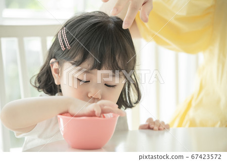 Family,woman,girl 67423572