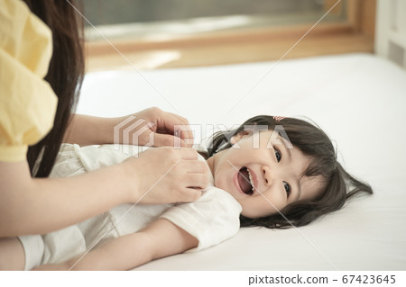 Family,woman,girl 67423645