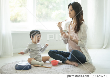 家庭，女人，媽媽 67423742