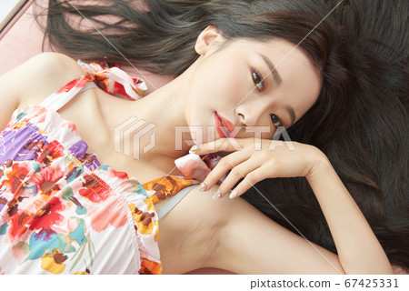 二十多歲的女人的美麗生活 二十多歲的女人的美麗生活 67425331
