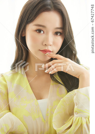 二十多歲的女人的美麗生活 二十多歲的女人的美麗生活 67427748