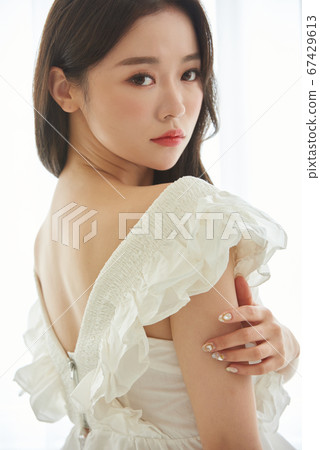 二十多歲的女人的美麗生活 二十多歲的女人的美麗生活 67429613