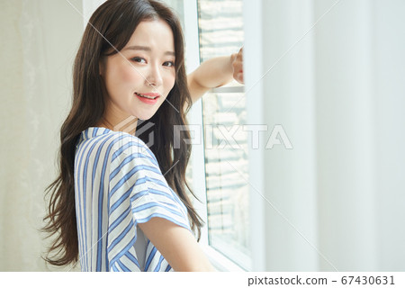 二十多歲的女人的美麗生活 二十多歲的女人的美麗生活 67430631