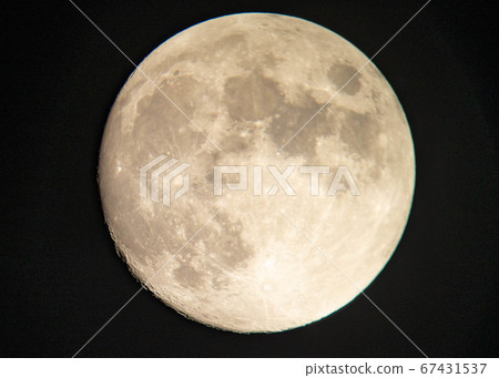 Moon before full moon (13 nights) 67431537
