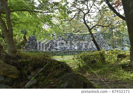 Futamata Castle Ruins, the tower tower seen from the Honmaru Torakuchi 67432171
