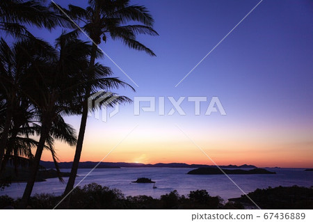 澳大利亞漢密爾頓島的夜景 澳大利亞漢密爾頓島的夜景 67436889