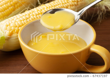 玉米湯 67437197
