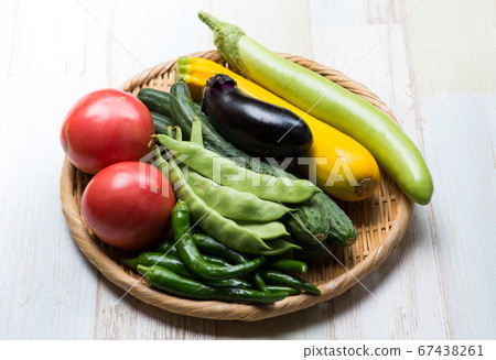 Various types of summer vegetables 67438261