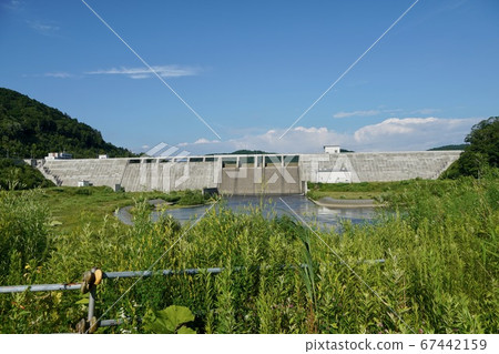 初夏左右的戶別水壩 67442159