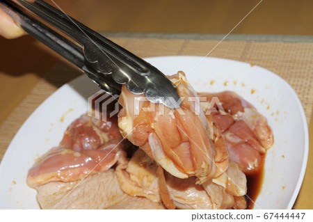 雞大腿肉調味 67444447