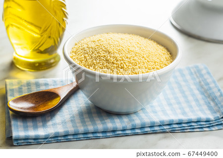 Dry yellow couscous Dry yellow couscous 67449400
