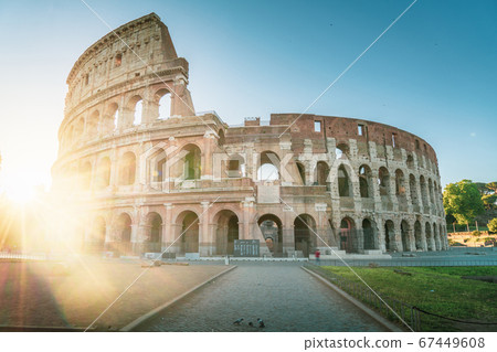 Colosseum in Rome and morning sun, Italy Colosseum in Rome and morning sun, Italy 67449608