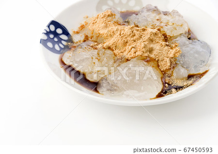 Kuzumochi black honey and powder Kuzumochi black honey and powder 67450593