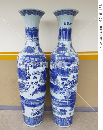 Porcelain, vase, celadon Porcelain, vase, celadon 67461188