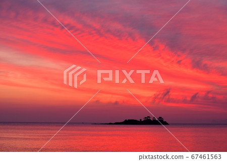 Higashima Island and Ryugu Castle from Hiyoriyama Coast Higashima Island and Ryugu Castle from Hiyoriyama Coast 67461563