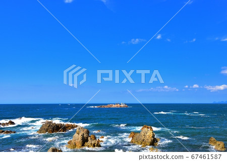 Higashima Island and Ryugu Castle from Hiyoriyama Coast Higashima Island and Ryugu Castle from Hiyoriyama Coast 67461587