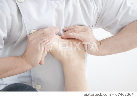 足部調節 67462364