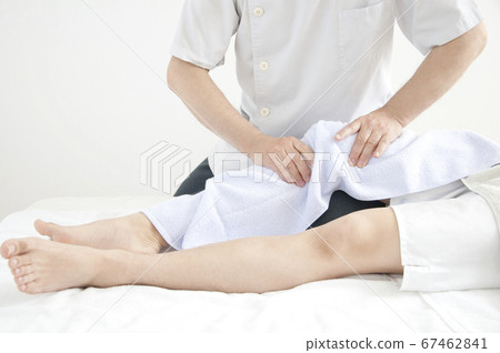 足部調節 67462841