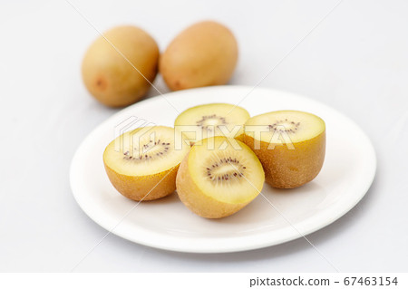 gold kiwi gold kiwi 67463154