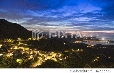 九份山城北海岸夜景 67463359