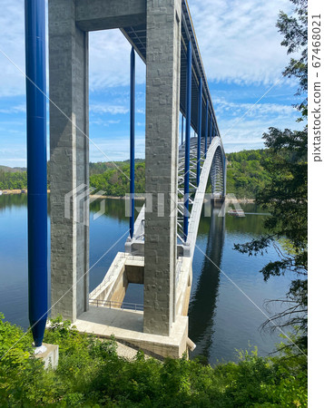 The Zdakov Bridge is a steel arch bridge that The Zdakov Bridge is a steel arch bridge that 67468021