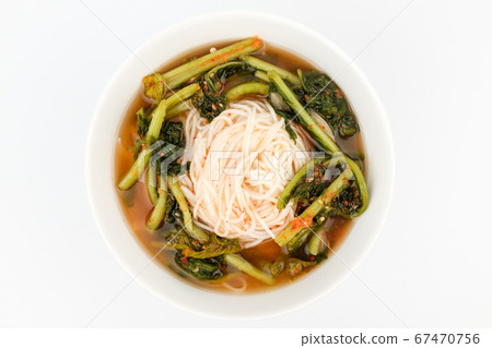 蘿蔔若菜麵條 蘿蔔若菜麵條 67470756