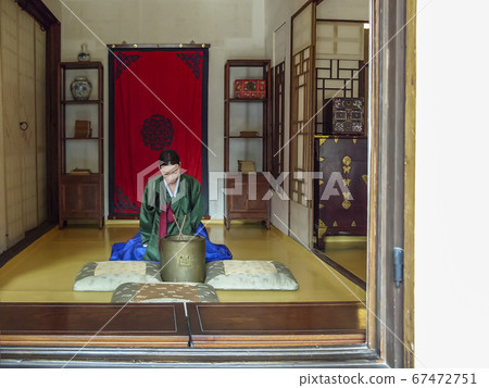 Unhyeon Palace Walk Unhyeon Palace Walk 67472751