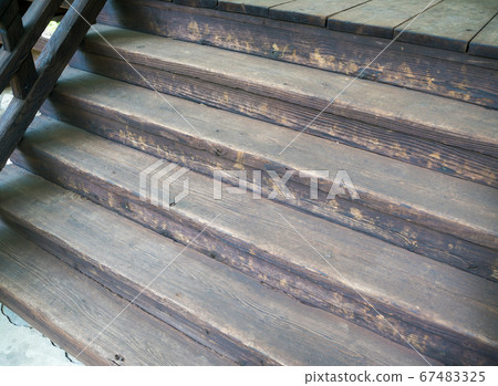 Stairs of an ancient shrine 67483325