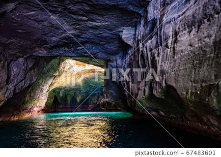 (Shizuoka Prefecture) Dogashima Cave Tour Tenmado Cave (Blue Cave) 67483601
