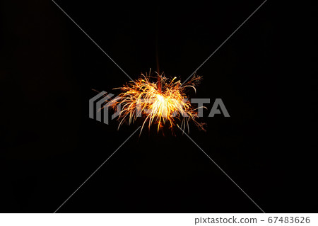 Fleeting sparkler 67483626