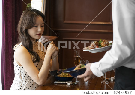 Lifestyle,meal,woman Lifestyle,meal,woman 67484957