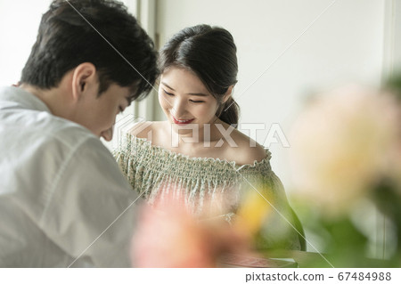 生活方式,夫婦,男人和女人 生活方式,夫婦,男人和女人 67484988