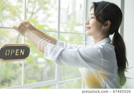 Lifestyle,business,woman Lifestyle,business,woman 67485026