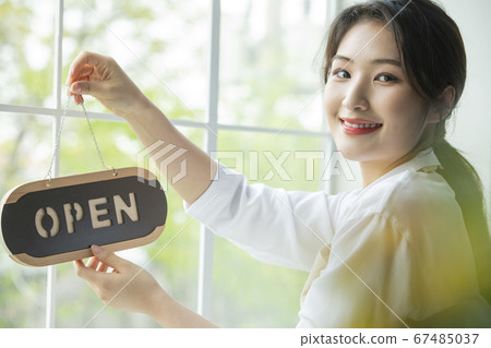 Lifestyle,business,woman Lifestyle,business,woman 67485037