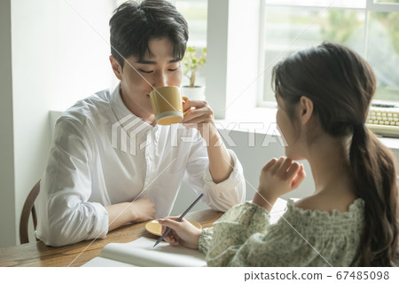 Lifestyle,couple,man and woman 67485098