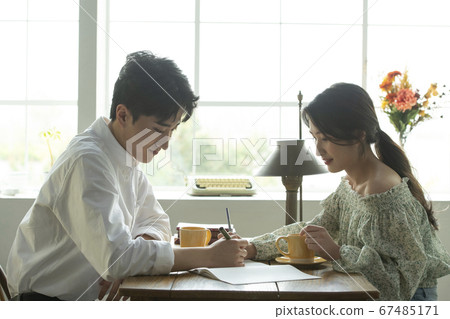 生活方式,夫婦,男人和女人 生活方式,夫婦,男人和女人 67485171