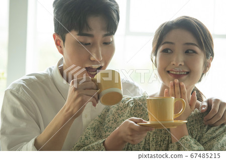 生活方式,夫婦,男人和女人 生活方式,夫婦,男人和女人 67485215