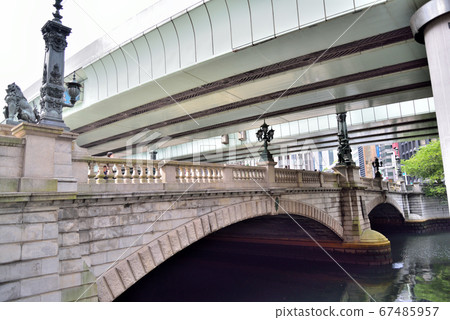 Nihonbashi and Shuto Expressway Viaduct 67485957